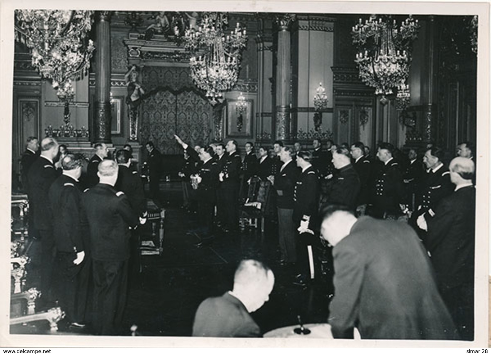 MARECHAL PETAIN - PRESTATION DE SERMENT DE FIDELITE AU MARECHAL -  AVEC EXPLICATION AU DOS DE LA PHOTO (DIM 18  X 13) - Personnes Identifiées