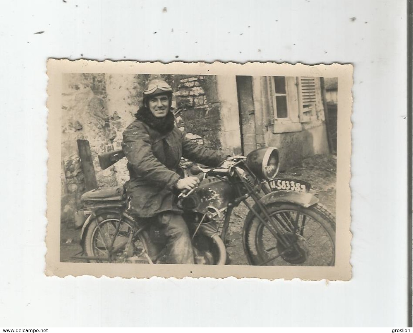 MILITAIRE FRANCAIS AVEC MOTO ET FUSIL PHOTO ANCIENNE - Guerre, Militaire