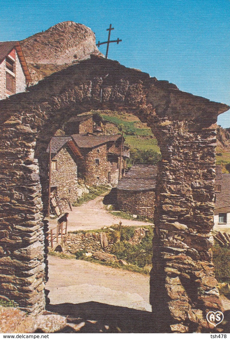 ANDORRE---VALLS D'ANDORRA---vue Partielle Typique--voir 2 Scans - Andorra