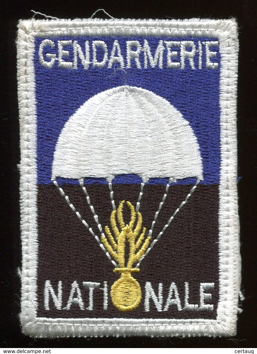 Gendarmerie - Escadron De Gendarmes Mobiles Parachutistes - Police & Gendarmerie