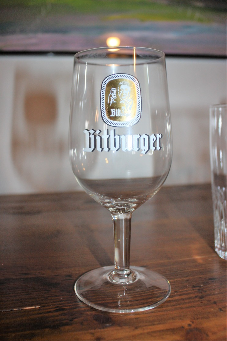 Verre à Bière Bitburger - Allemagne - Très Bon état - Verres