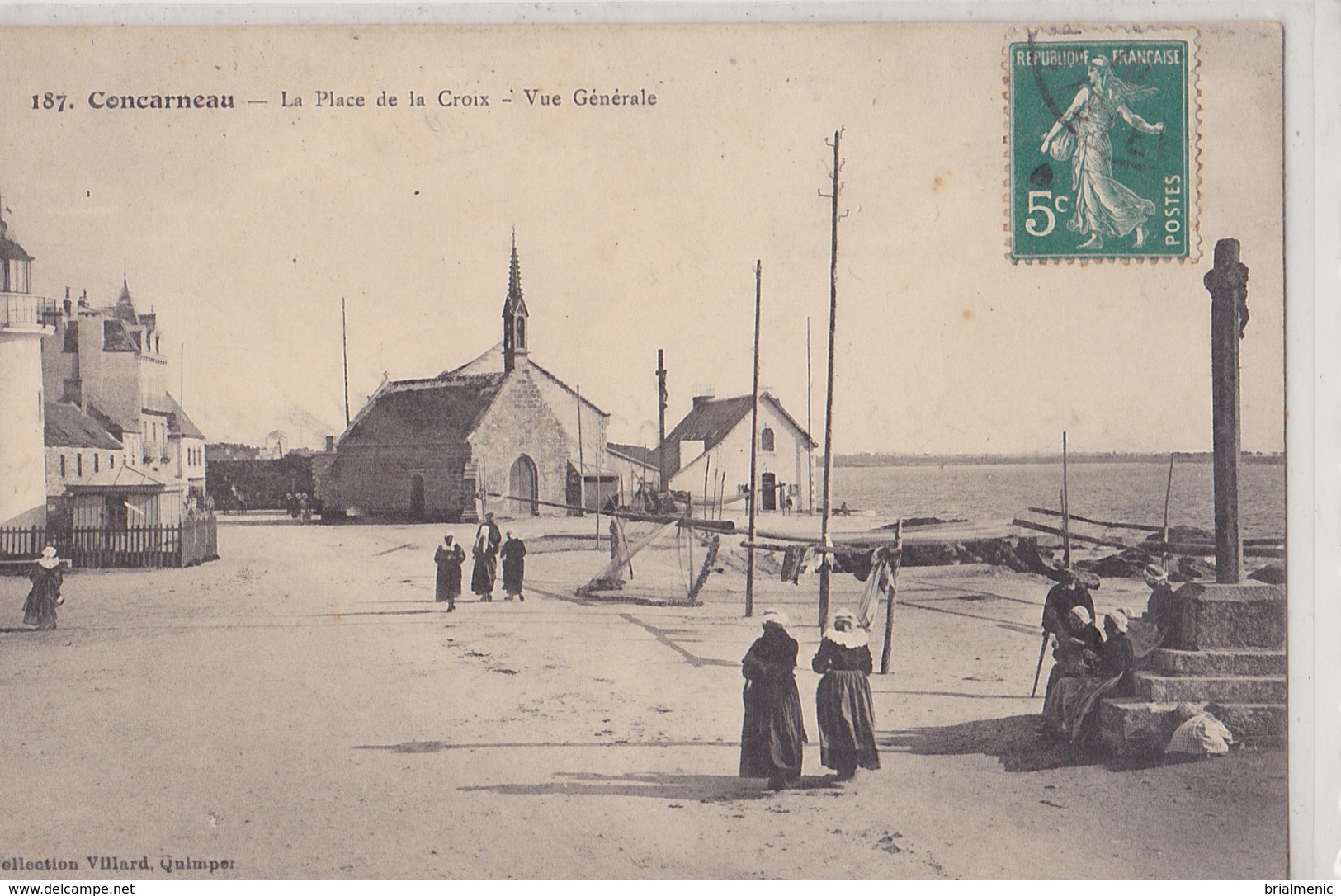 CONCARNEAU La Place De La Croix  Vue Générale - Concarneau