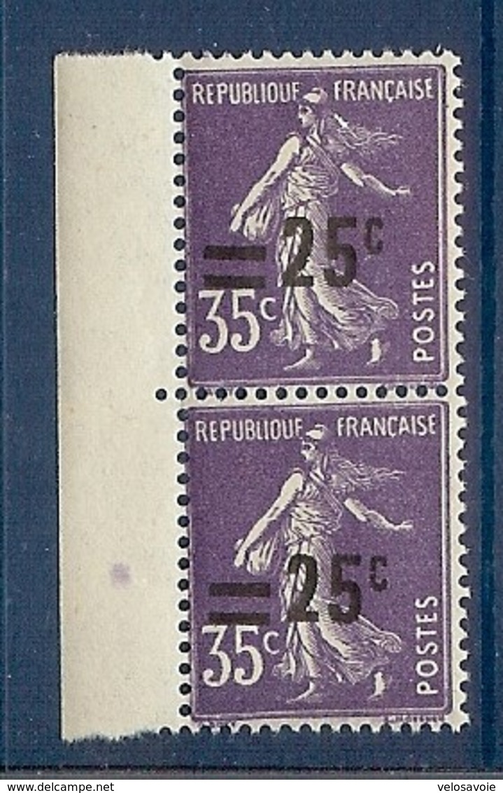 N° 218 X 2 VARIETE SURCHARGE TRES DEPLACEE EN DEHORS DE LA VALEUR ** - Unused Stamps