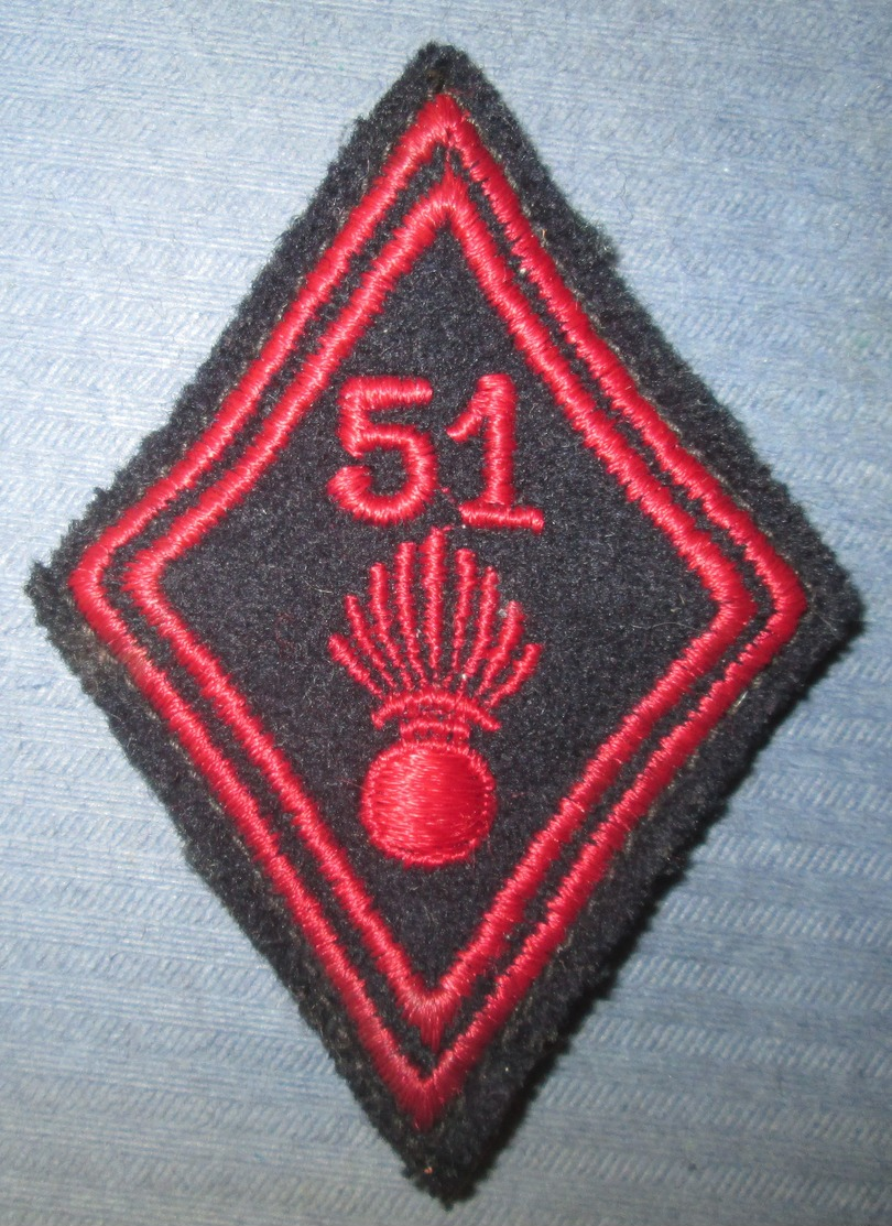 Losange De Bras  51° Régiment D’Infanterie - Hueste