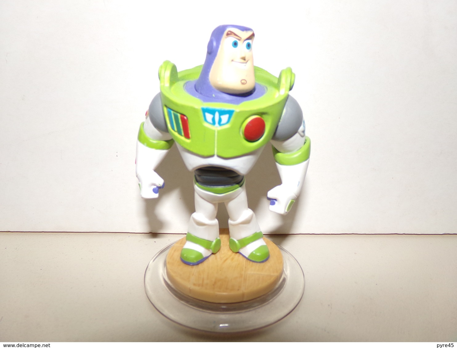 Figurine Disney " Buzz L'éclair  " - Disney