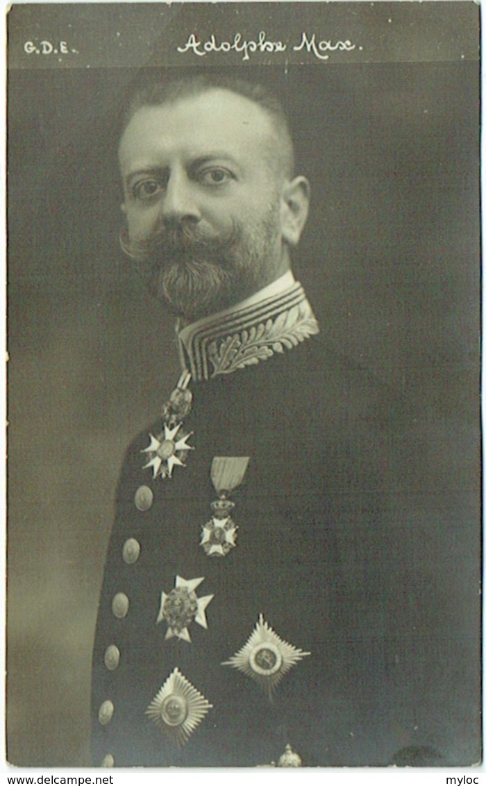 Carte Photo. Adolphe Max. Décoration Et Médaille. - Personnages