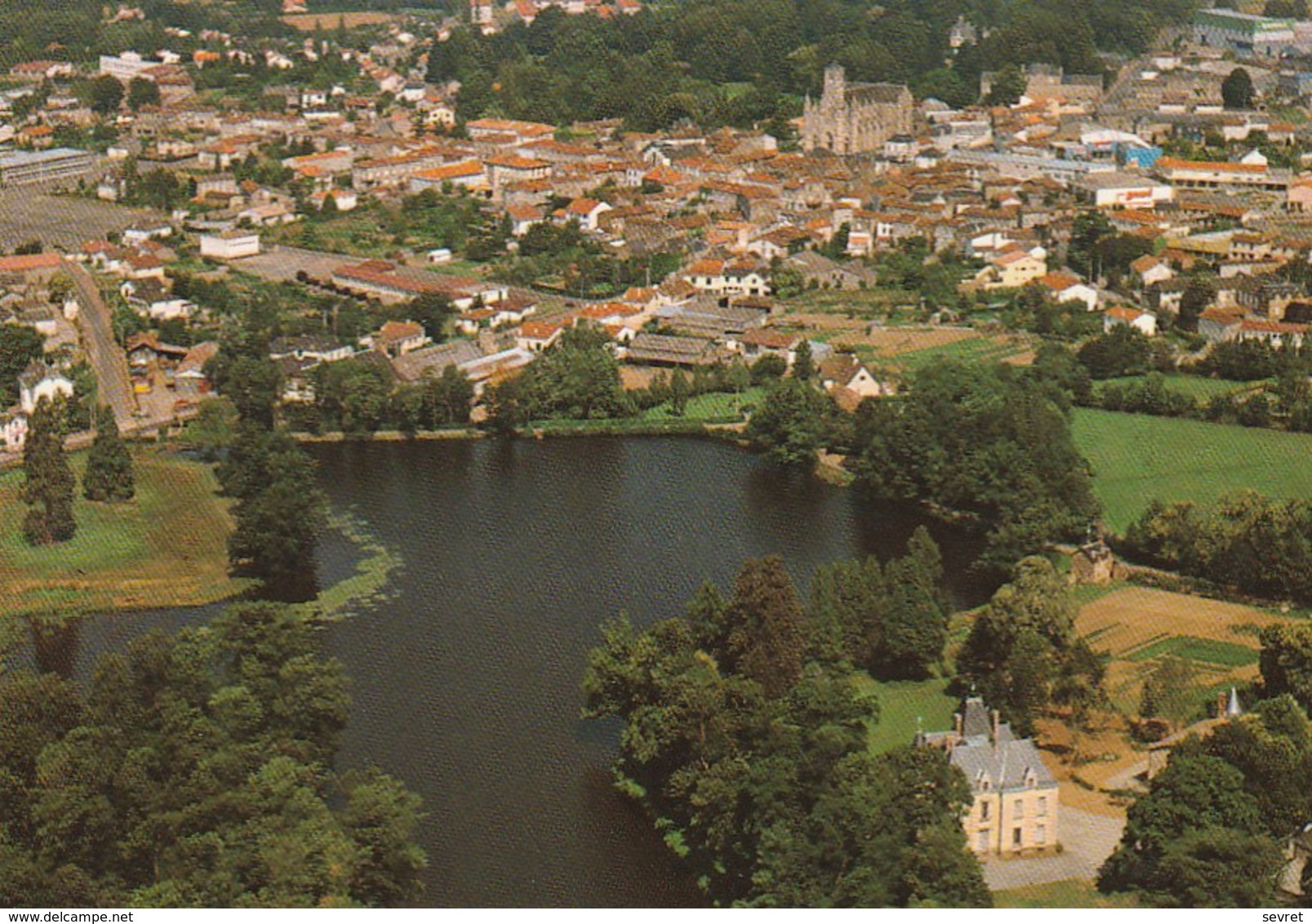 CERIZAY. - Vue Aérienne.  CPM Pas Courante - Cerizay