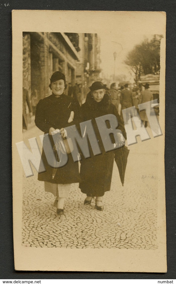 1920' Old Photo LADIES In LISBON - PORTUGAL. ORIGINAL REAL PHOTO - Autres & Non Classés