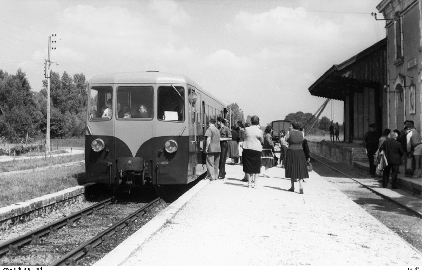 Chabris. Chemin De Fer Du Blanc-Argent. Autorail Verney. Cliché Jacques Bazin. 31-08-1957 - Trains