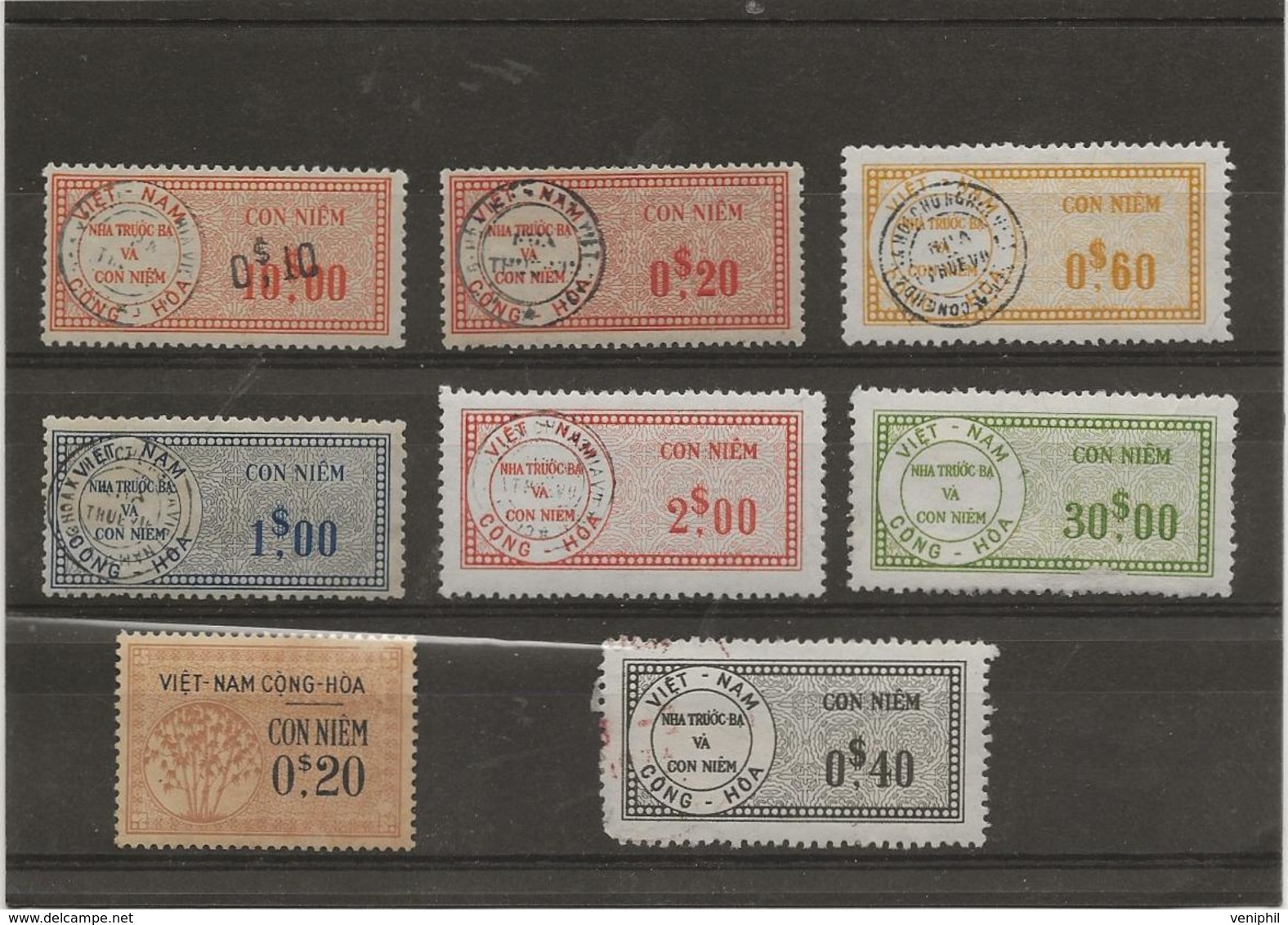 VIET-NAM - LOT DE TIMBRES FISCAUX - Viêt-Nam