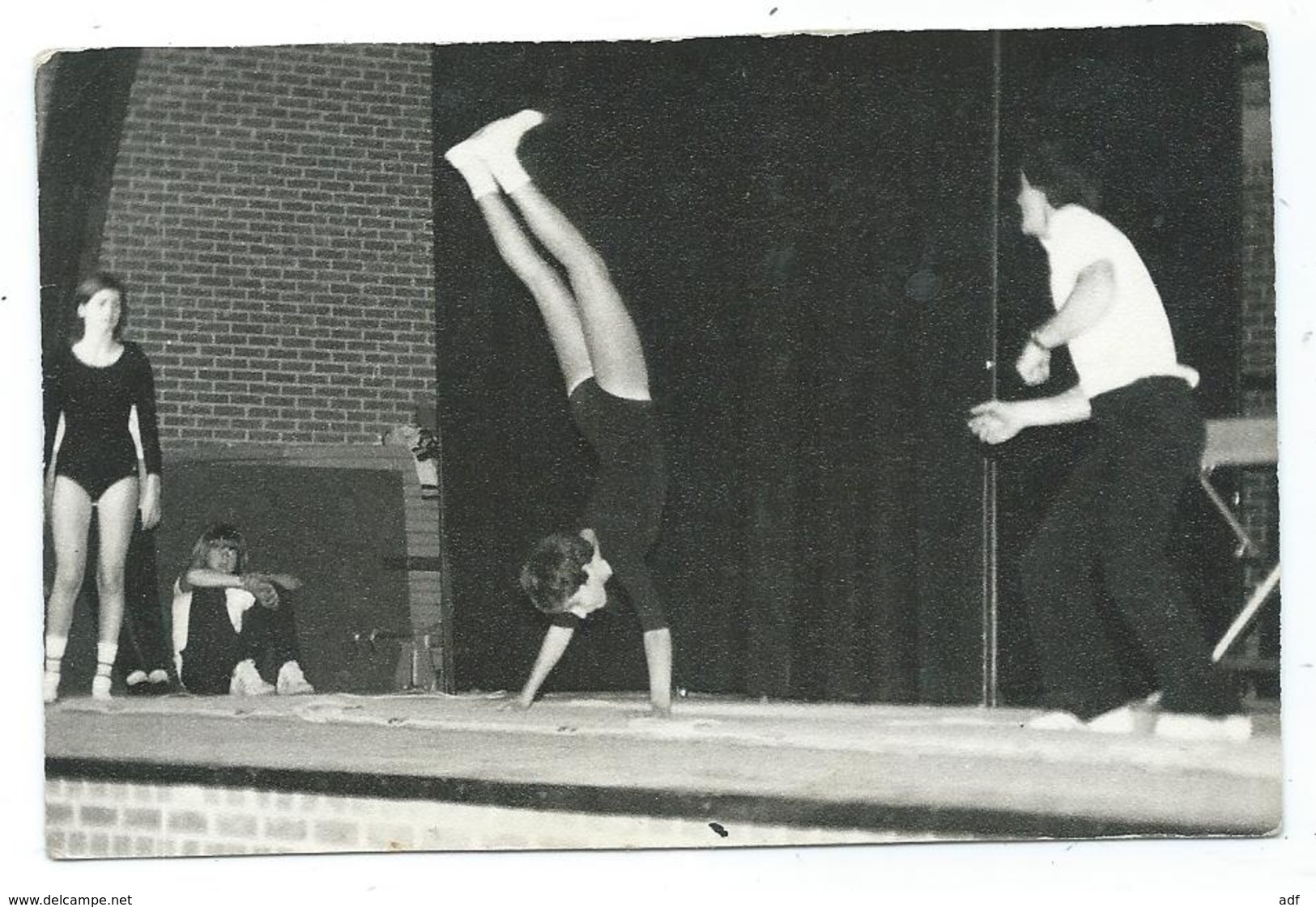 LOT 2 ANCIENNES PHOTOS GYMNASTE, GYM, GYMNASTIQUE - Gimnasia