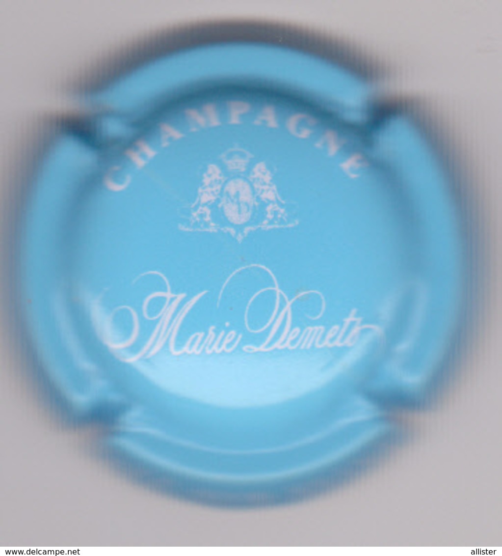 Capsule Champagne DEMETS Marie ( 9 ; Bleu Ciel Et Blanc ) {S28-19} - Autres & Non Classés