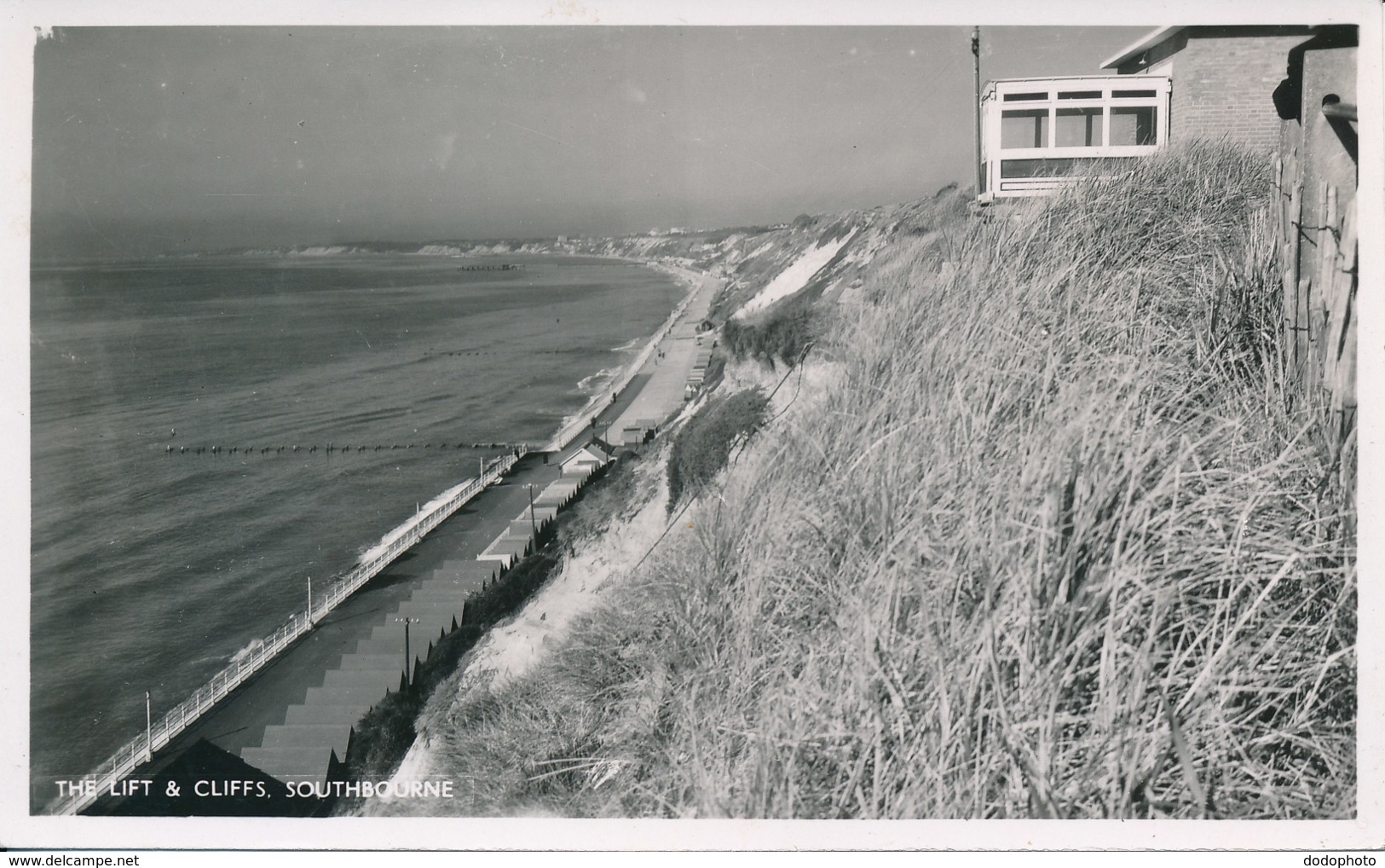 PC66602 The Lift And Cliffs. Southbourne. Nigh. RP - Monde