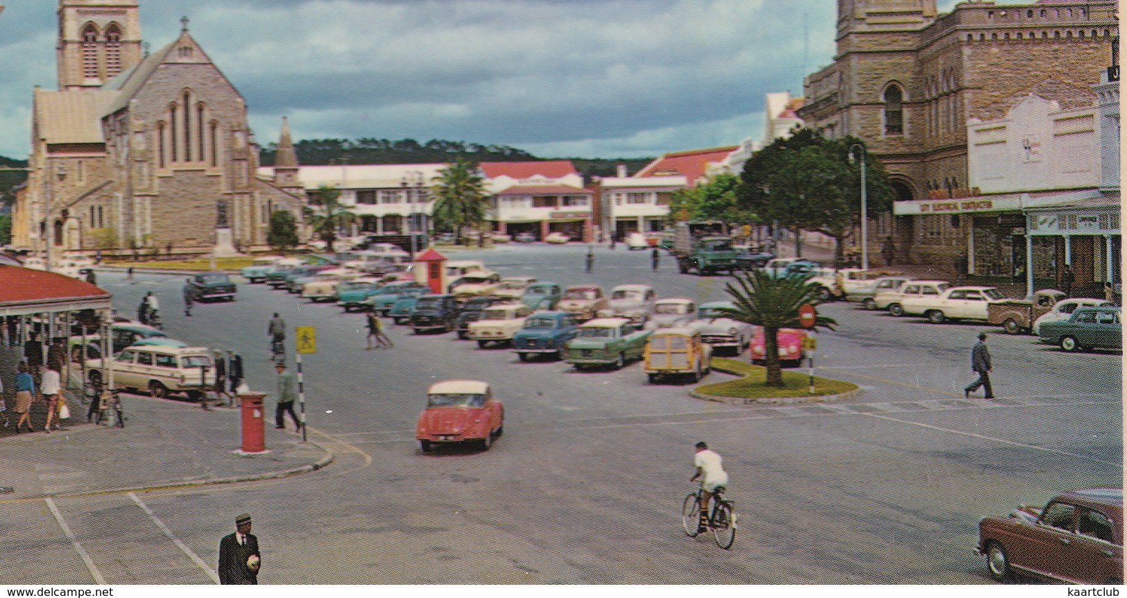 Grahamstown: DKW 3=6, CHEVROLET CHEVY WAGON, MORRIS WOODY, OXFORD V, OPEL KADETT A - Cathedral,Bookshop - (South Africa) - Toerisme