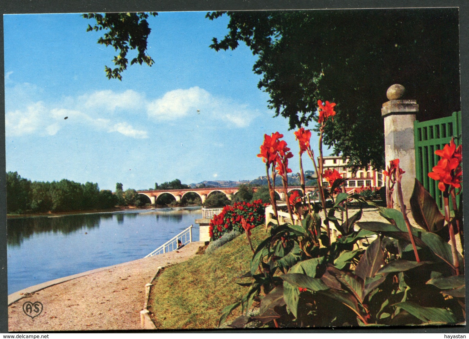 LOT DE 29 CARTES POSTALES DU TARN ET GARONNE 82