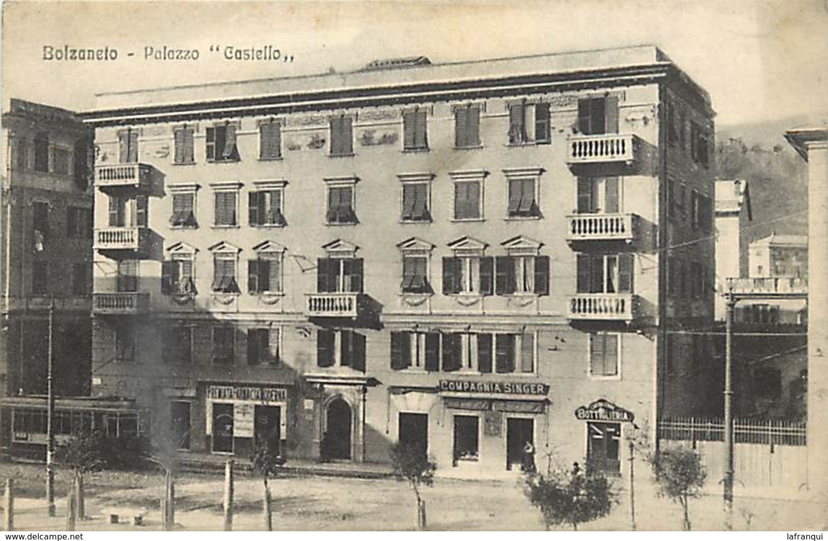 Pays Div -ref T132- Italie - Italia - Italy - Bolzaneto -palazzo Castello *- Compania Singer - - Otros & Sin Clasificación