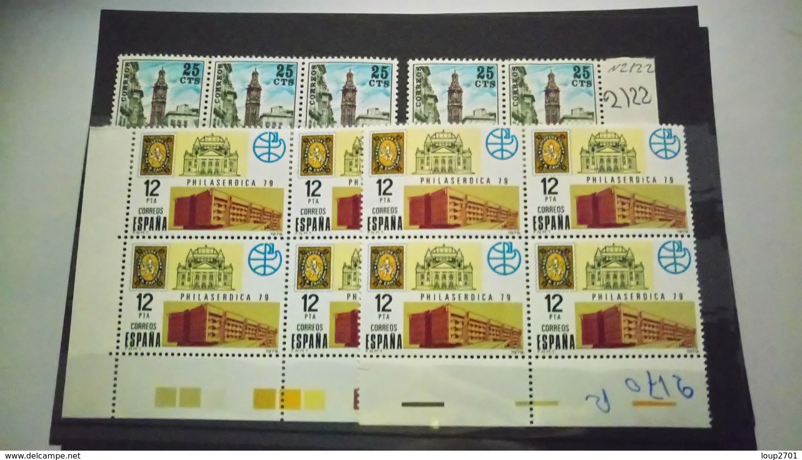 P102 LOT 68 PLAQUETTES TIMBRES MONDE NEUFS / OB  A TRIER COTE++ DÉPART 10€