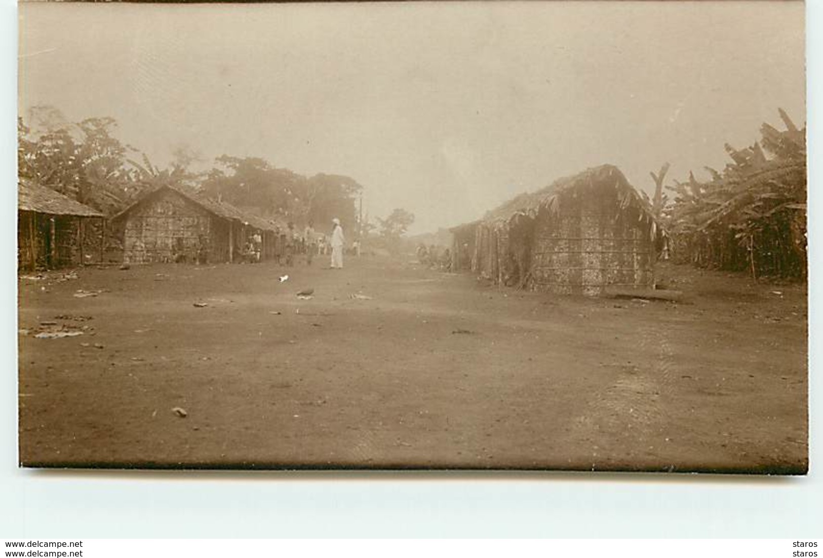 Carte Photo - AFRIQUE - Village - Non Classés