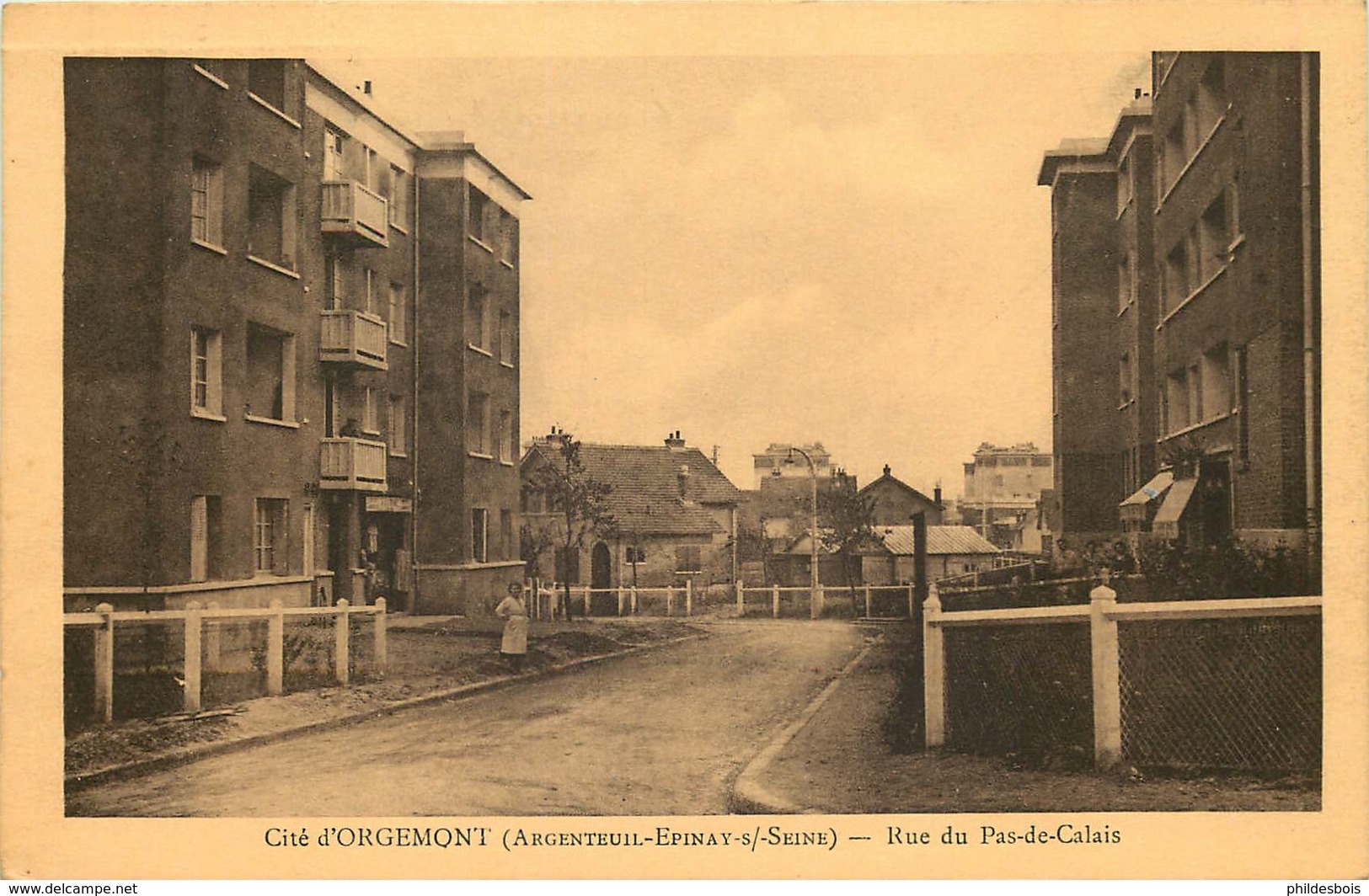 VAL D'OISE  ARGENTEUIL   Rue Du Pas De Calais     CITE D'Orgemont - Argenteuil