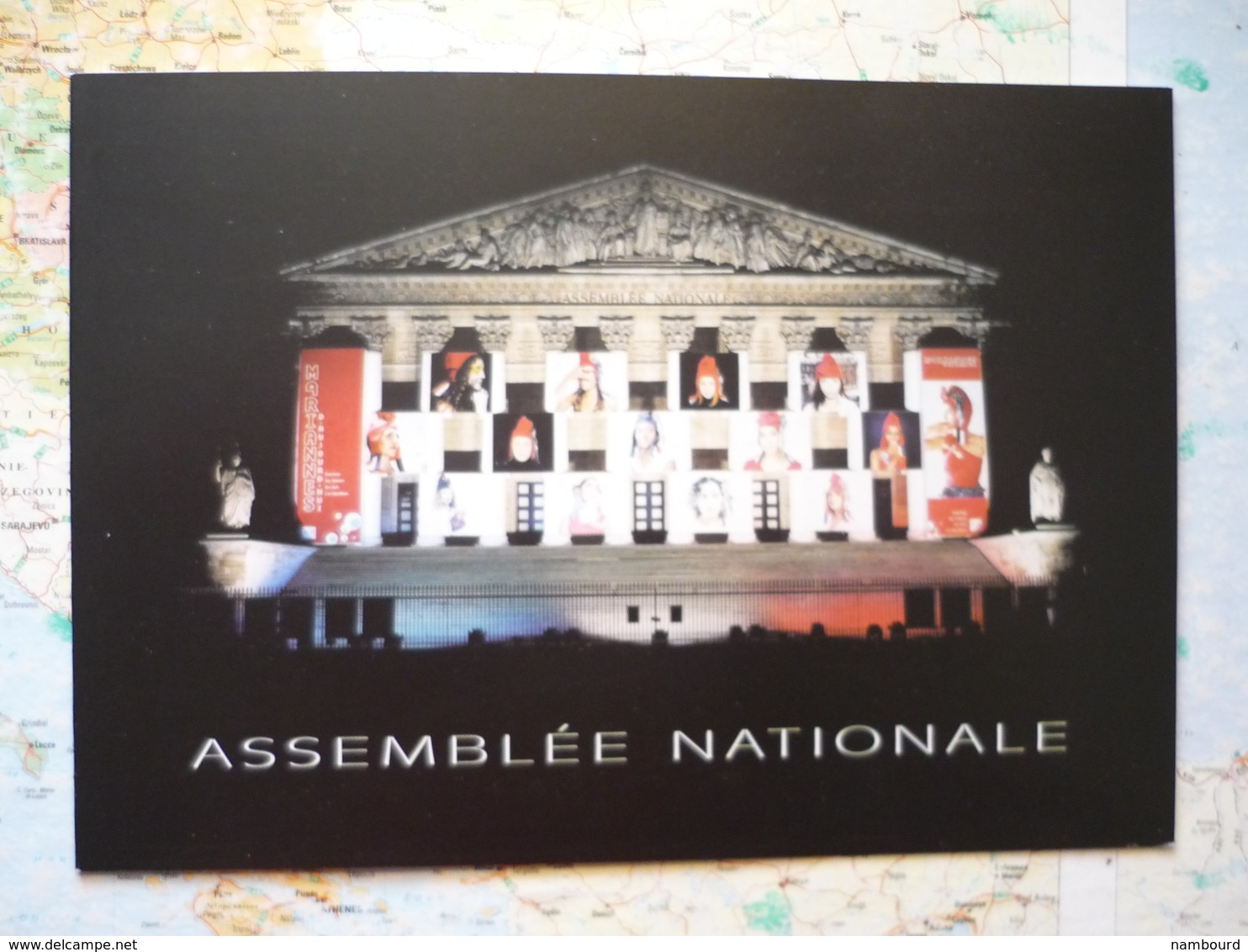 Carte De Voeux Assemblée Nationale / Photo Réalisée à L'occasion De L'exposition Mariannes D'aujourd'hui Juillet 2003 - Poste & Postini