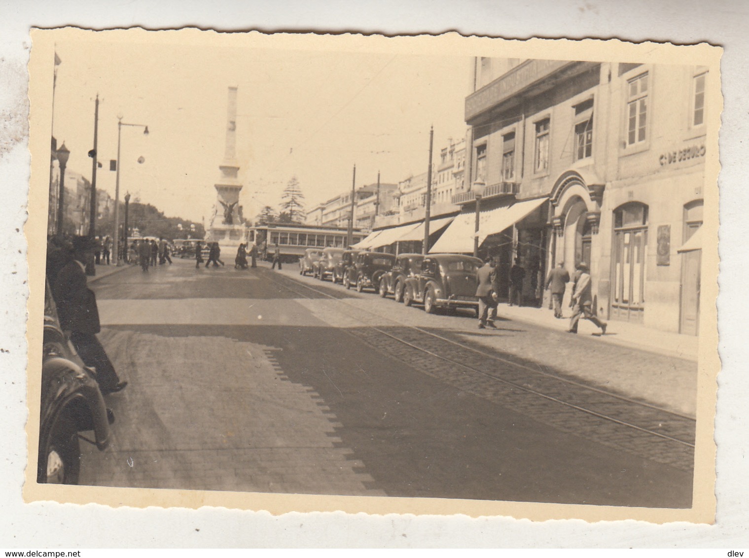 Ville - Animé - Old Timers - Tram - à Situer - Photo Format 7 X 10 Cm - Lieux