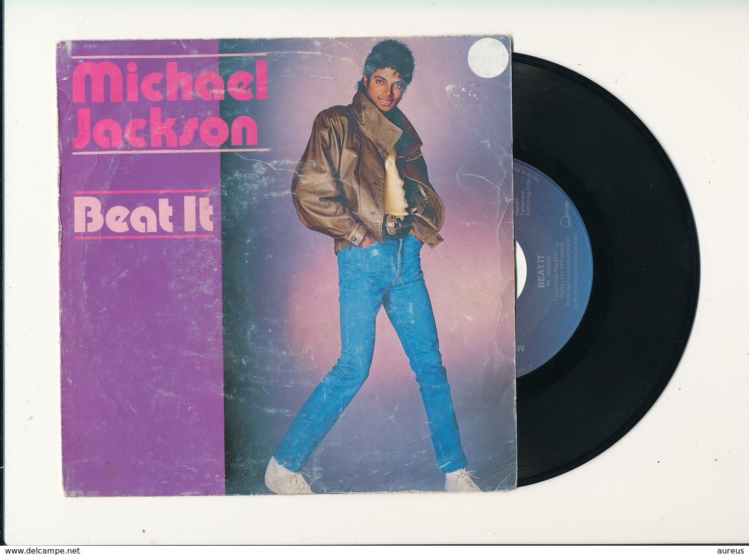 MICHAEL JACKSON " BEAT IT " Disque EPIC 1982   POCHETTE DEFRAICHIE - Rock