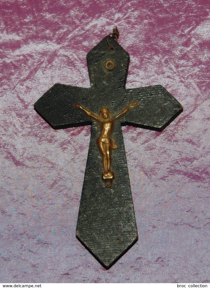 Croix Avec Visionneuse, Souvenir De Saint Marien (Evaux-les-Bains), Crucifix, Bois Et Métal - Religion & Esotérisme