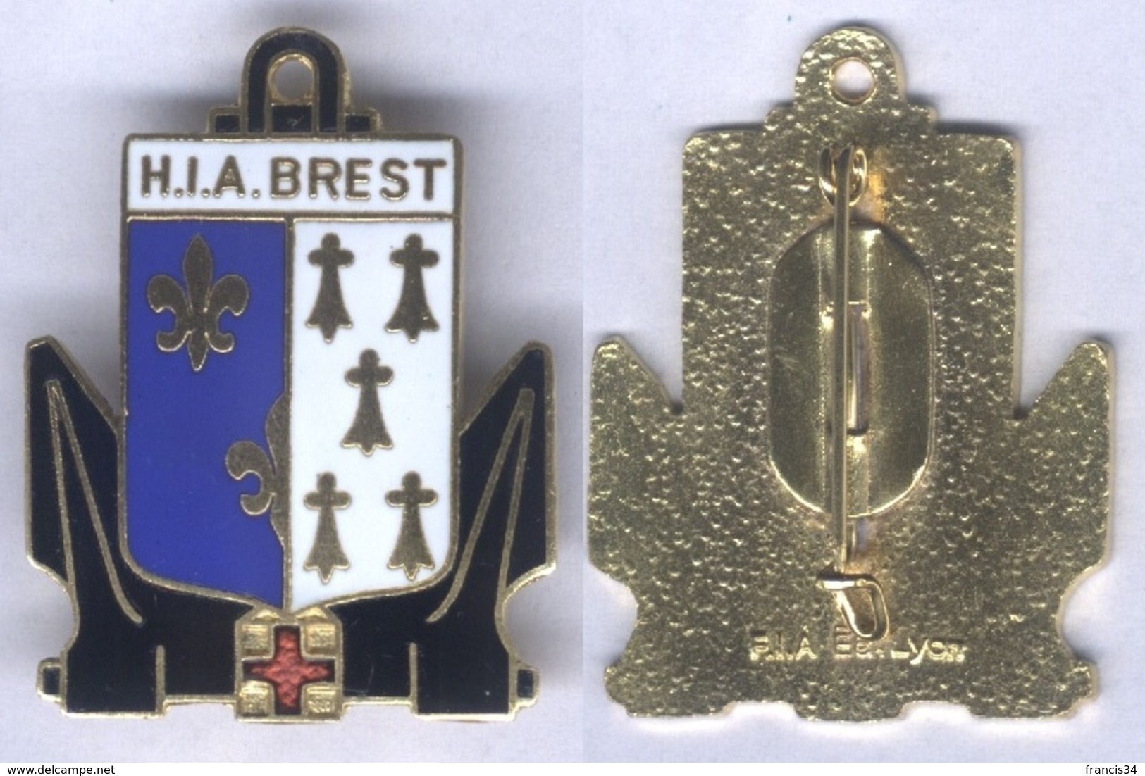 Insigne De L'Hôpital D'Instruction Des Armées De Brest - Type I - Medicina