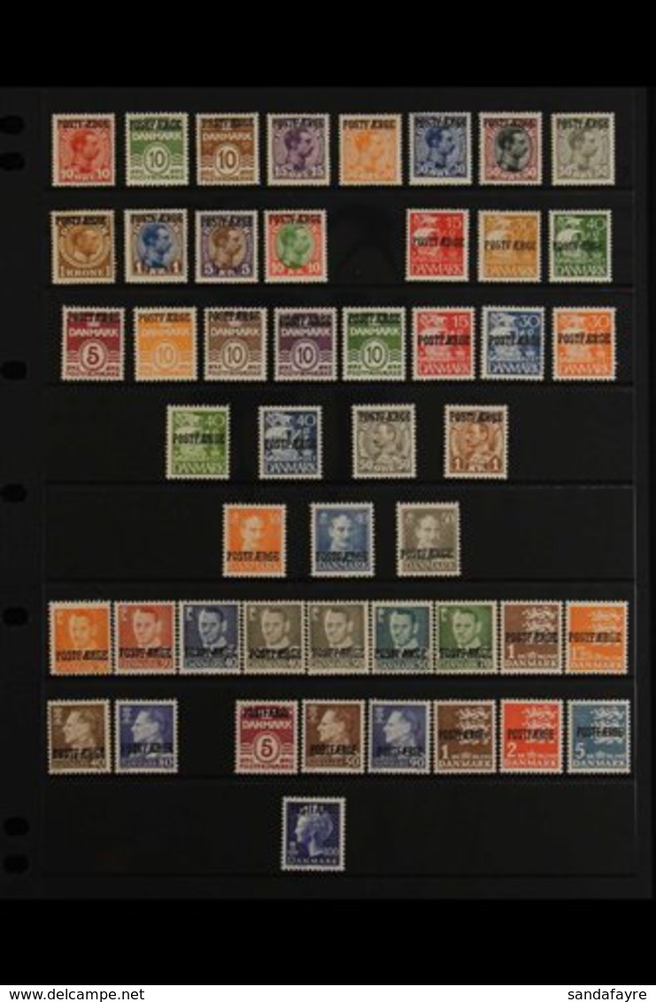 PARCEL POST 1919-1975 MINT COLLECTION With Many Complete Sets Presented On A Stock Page. Includes 1919-41 Set Of 12 Valu - Andere & Zonder Classificatie