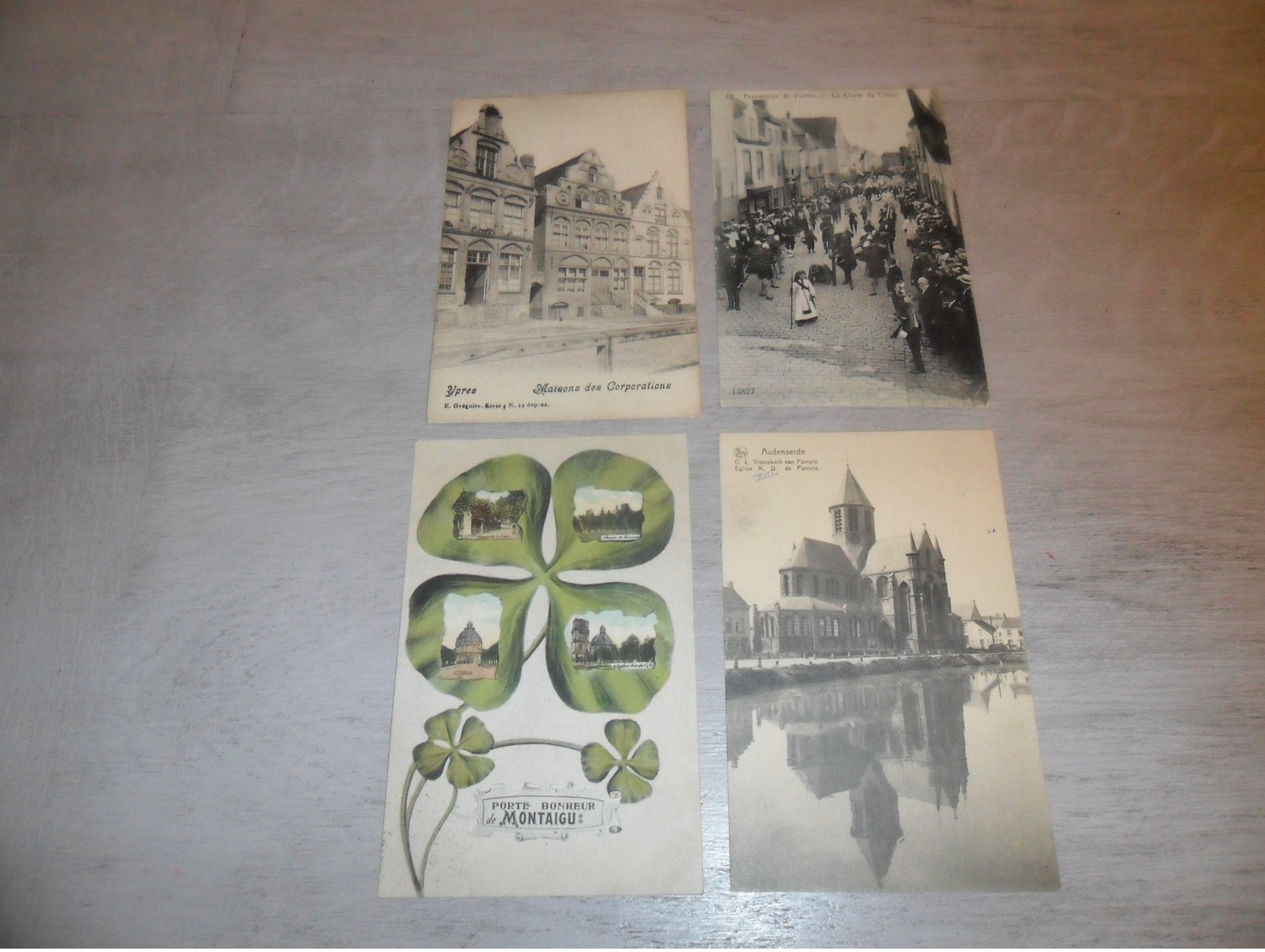 Grand beau lot de 100 cartes postales de Belgique        Groot mooi lot van 100 postkaarten van België