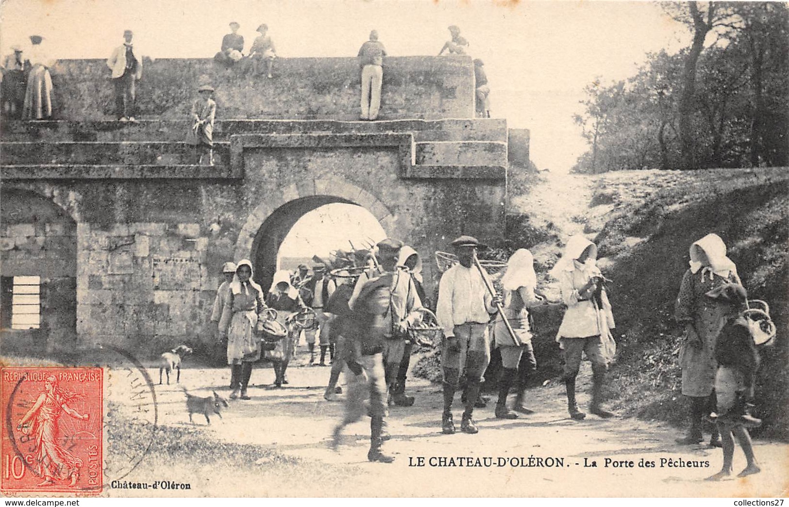 17-LE-CHATEAU-D'OLERON- LA PORTE DES PÊCHEURS - Autres & Non Classés