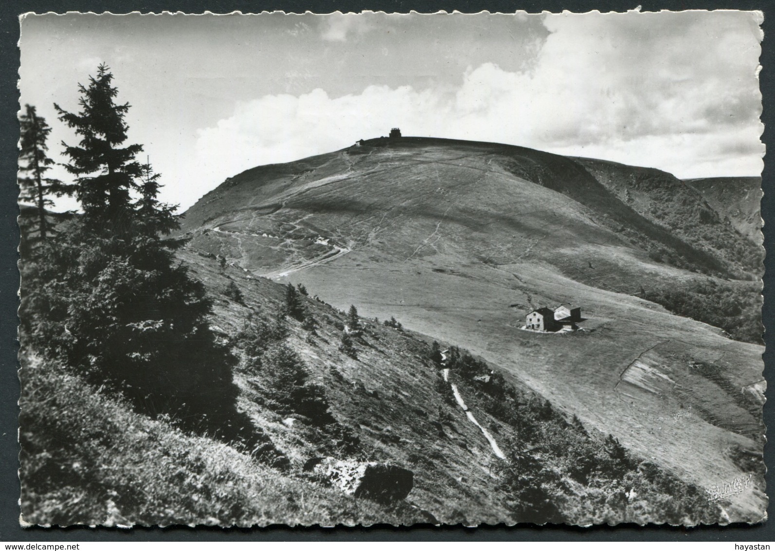 LOT DE 50 CARTES POSTALES DES VOSGES 88