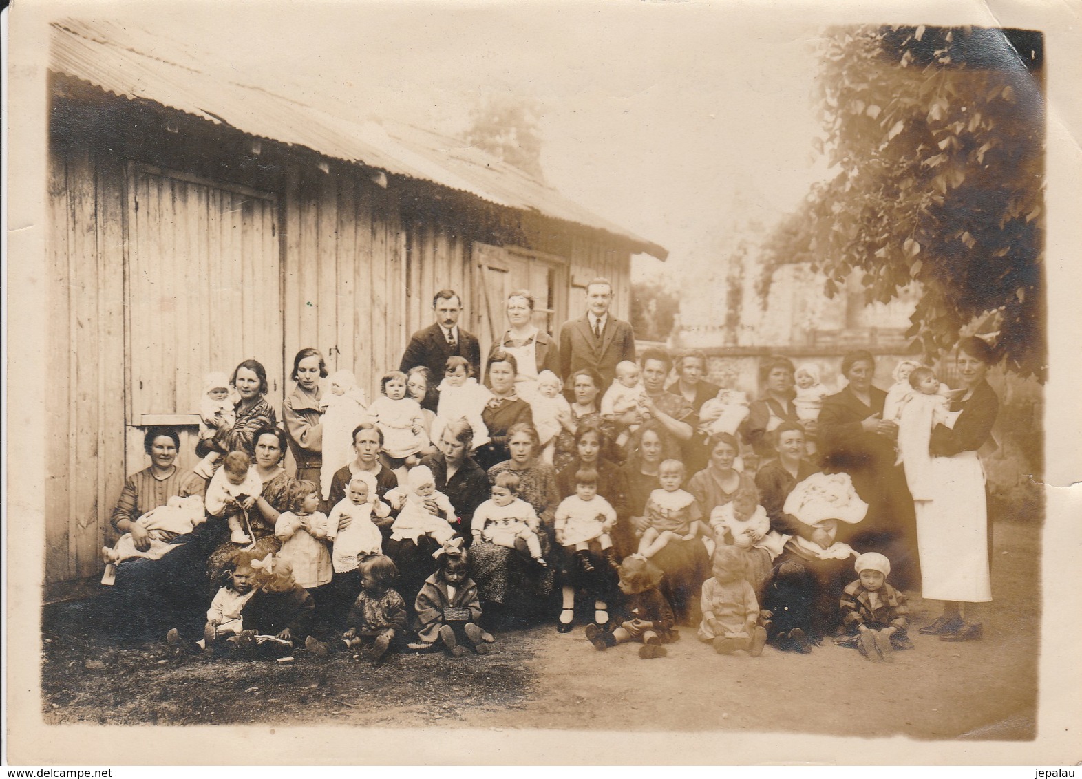 Braine (Aisne) - Consultation De Nourrissons (environ Vers 1924) - Personnes Anonymes