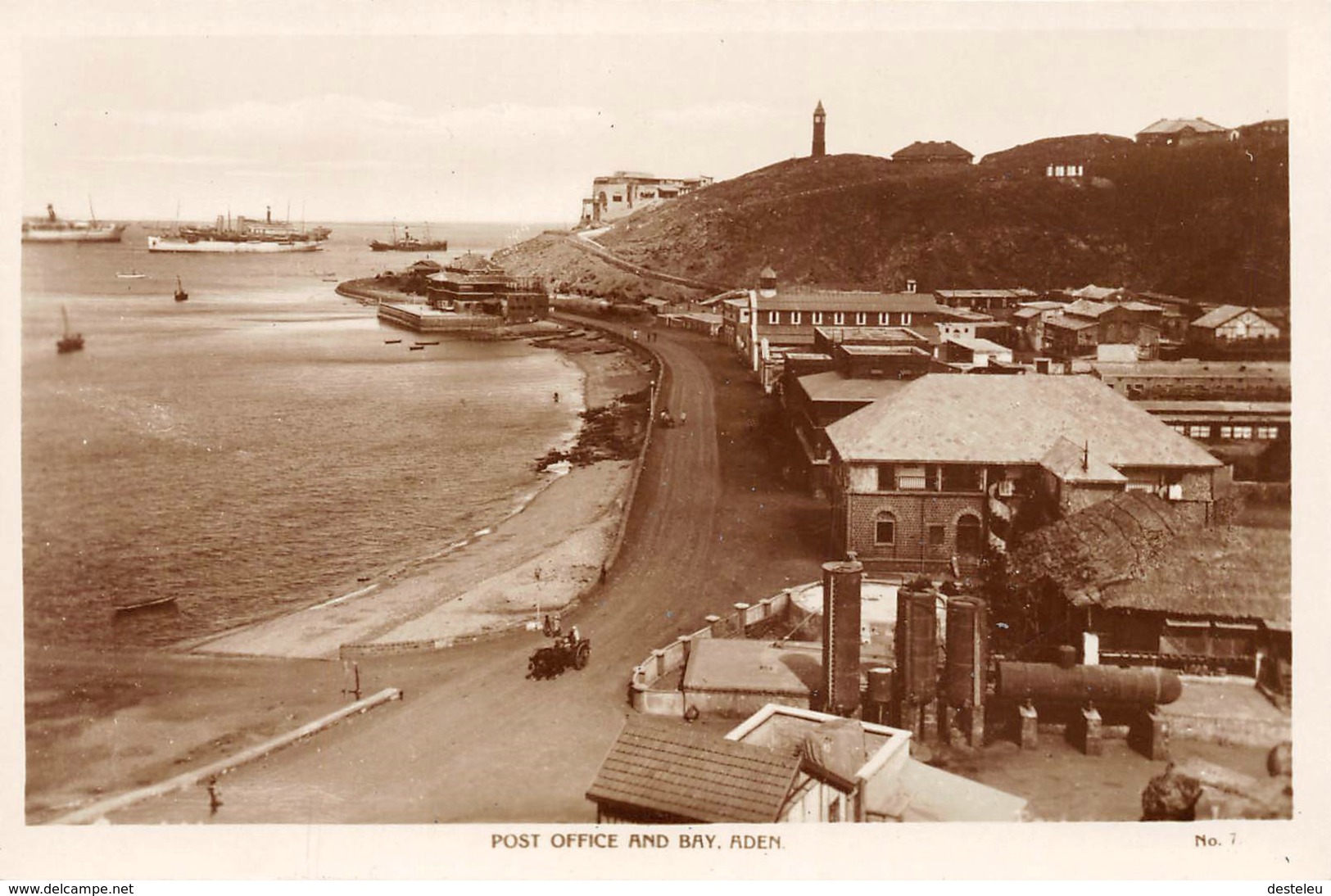 Post Office And Bay Aden Yemen - Yémen