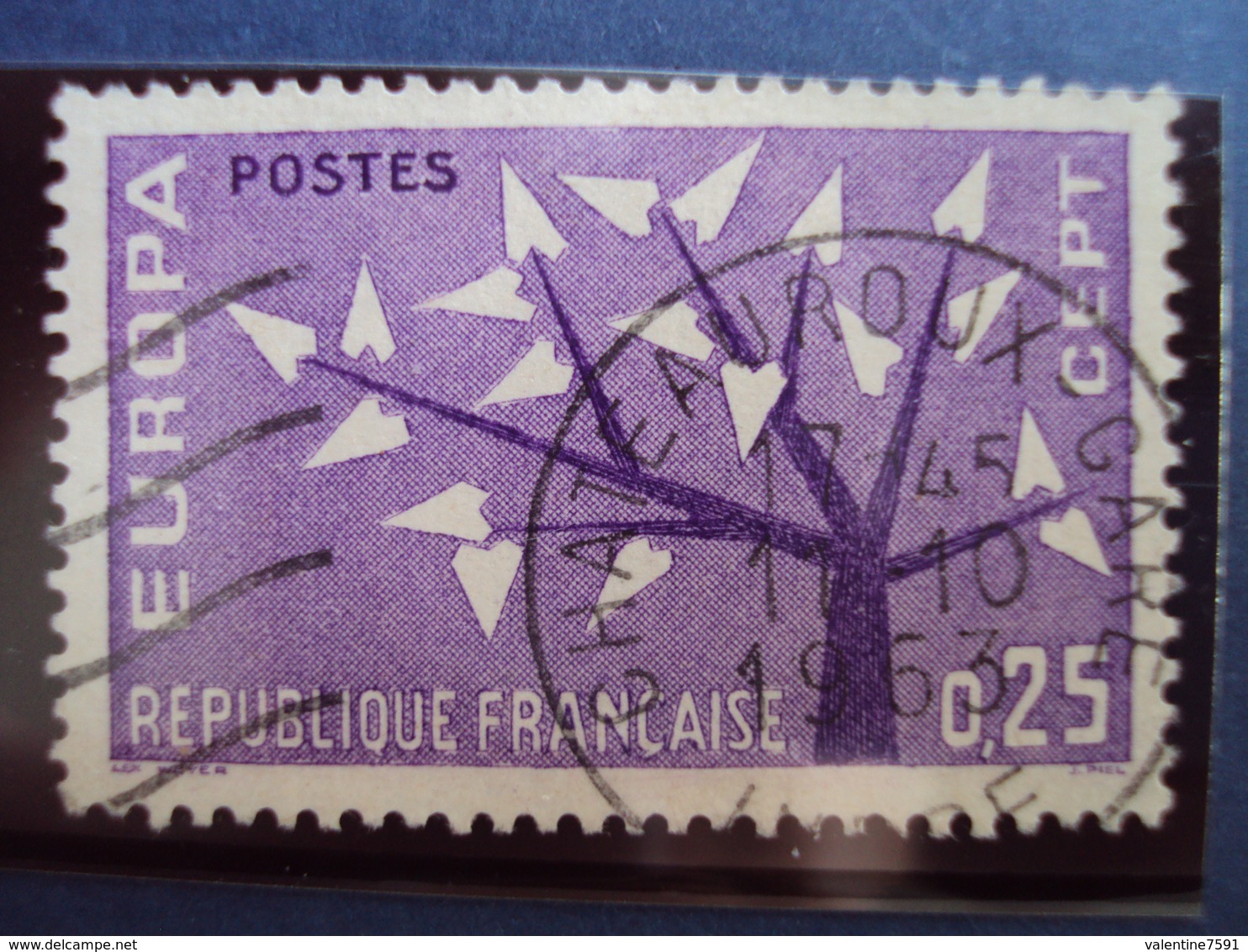 1960-69   Timbre Oblitéré N°    1358 "  EUROPA  VIOLET 0.25 F    "     0.15   PHOTO  1 - Oblitérés