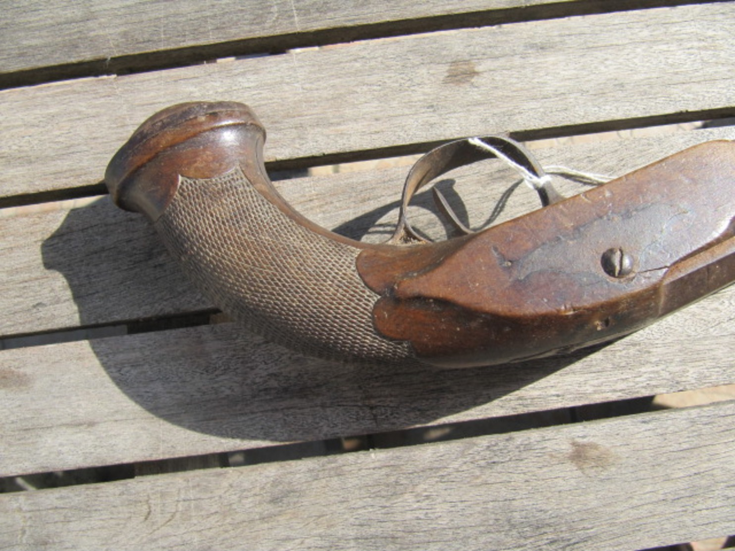 GRAND PISTOLET ANCIEN