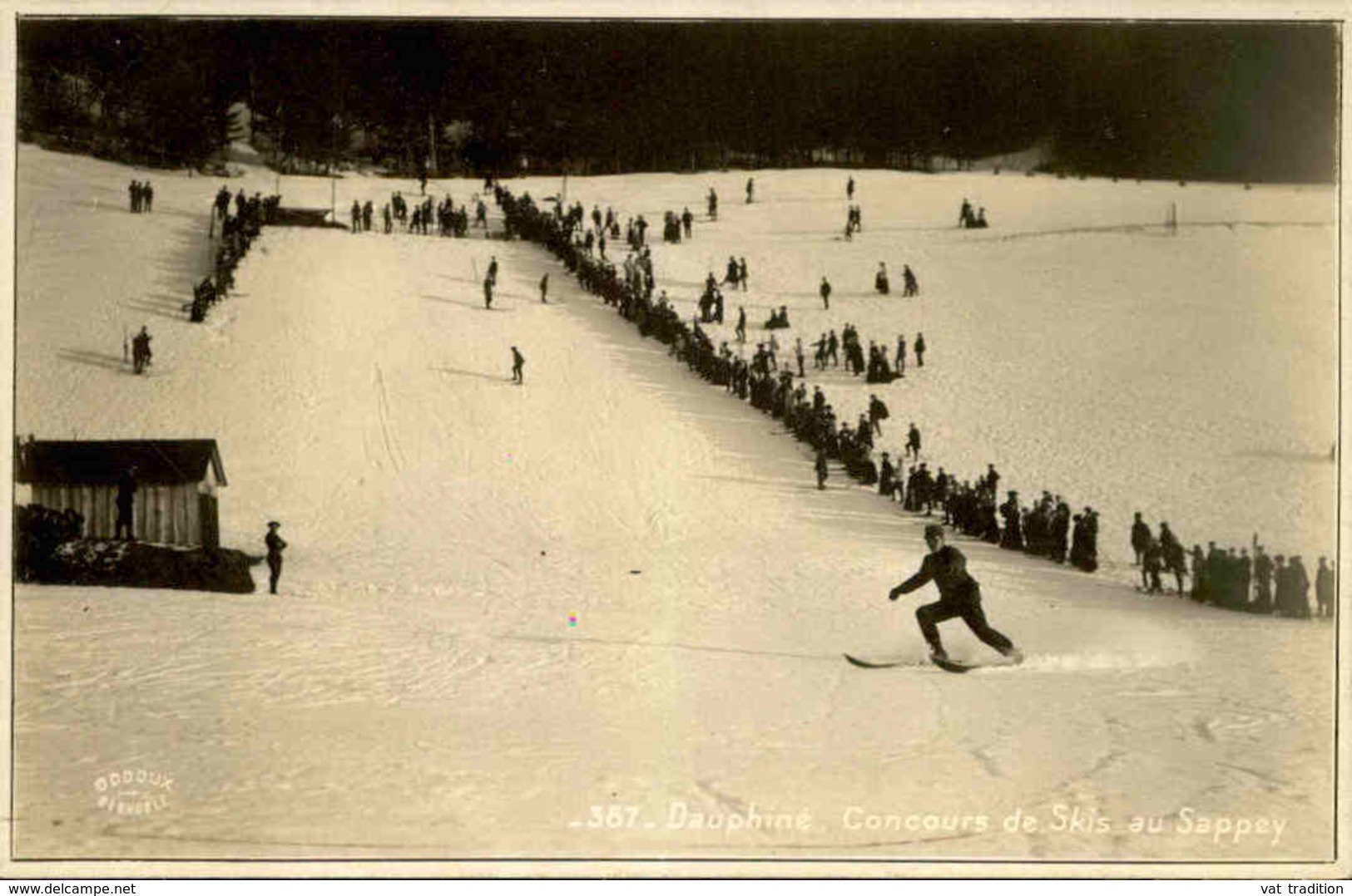 SPORTS - Carte Postale- Aux Sports D 'Hiver Dans Le Dauphiné , Le Concours De Skis Au Sappey - L 29963 - Sports D'hiver