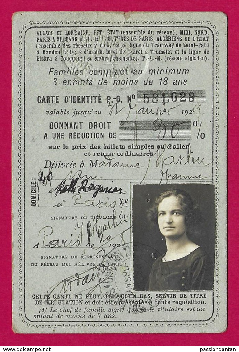 Carte D'identité Des Chemins De Fer Avec Réduction De Tarif Datée De 1928 - Protagoniste Installée à Paris - Europe