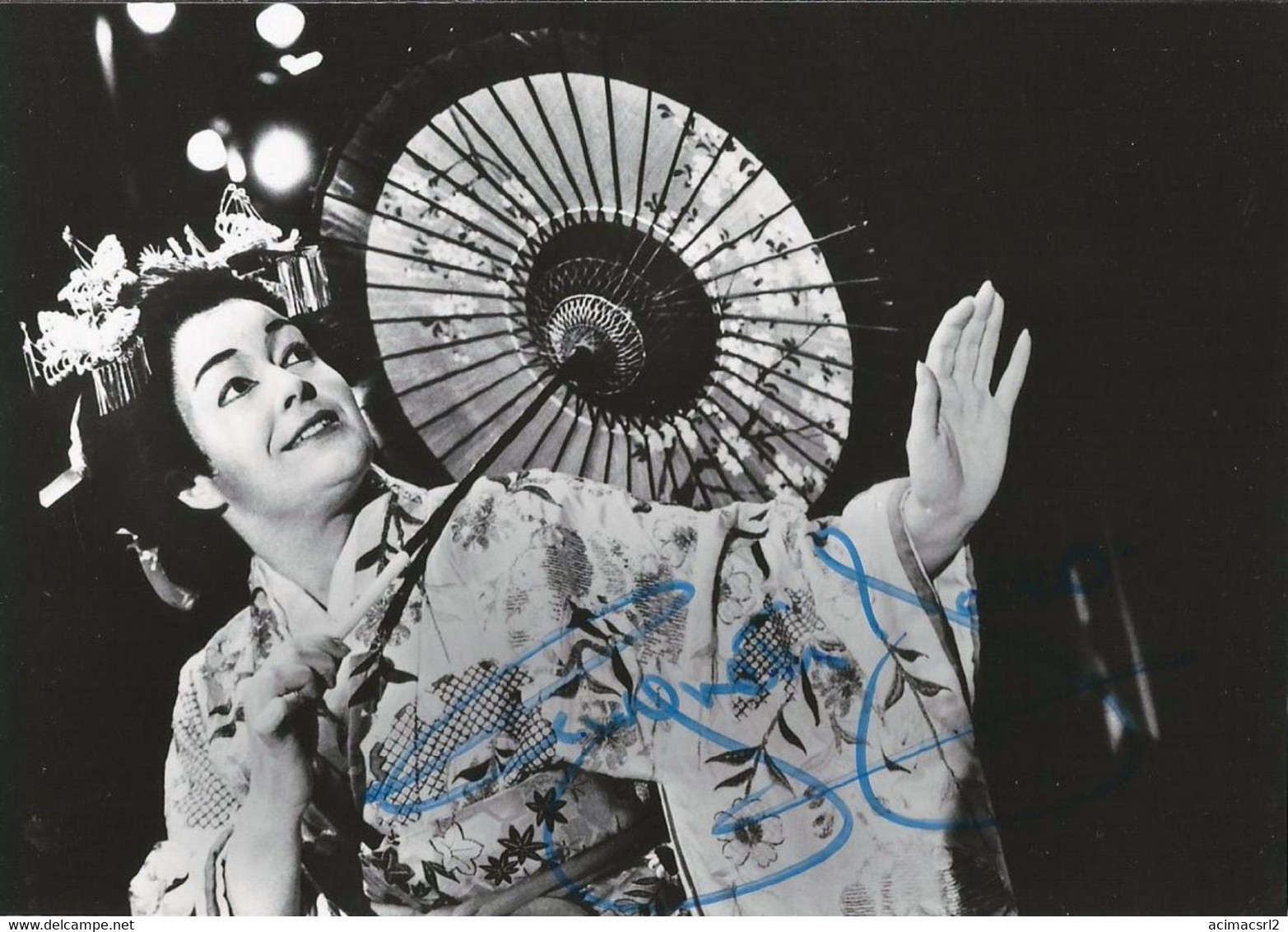 X1603 OPERA / GWYNETH JONES In Mm. Butterfly - Autograph Hand Signed Dedicacee - Photo Postcard 1969 - Dédicacées