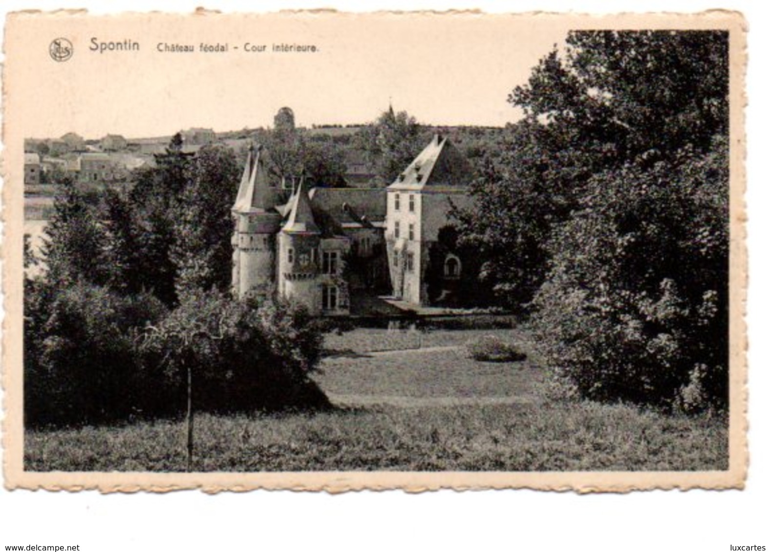 SPONTIN. CHATEAU FEODAL. COUR INTERIEURE. - Autres & Non Classés