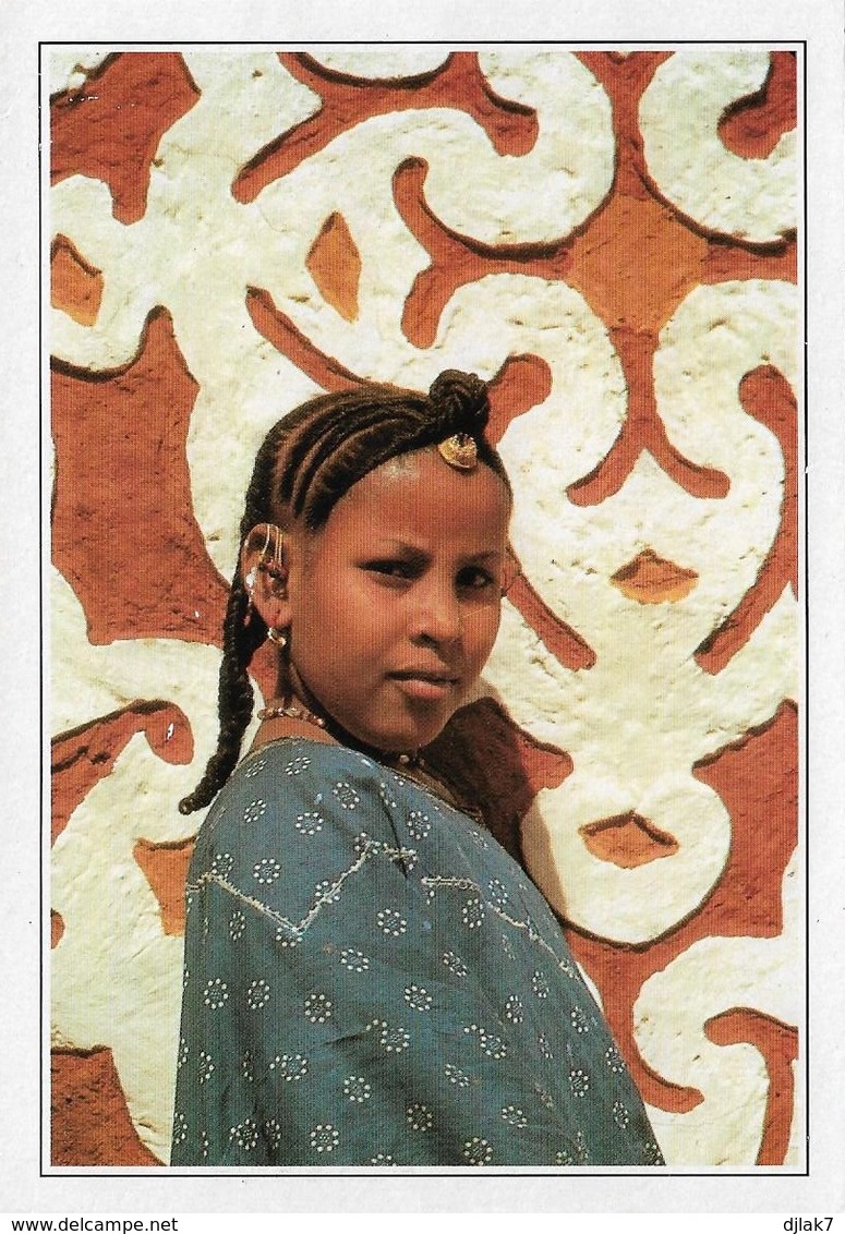 Mauritanie Jeune Mauritanienne (2 Scans) - Mauritanië