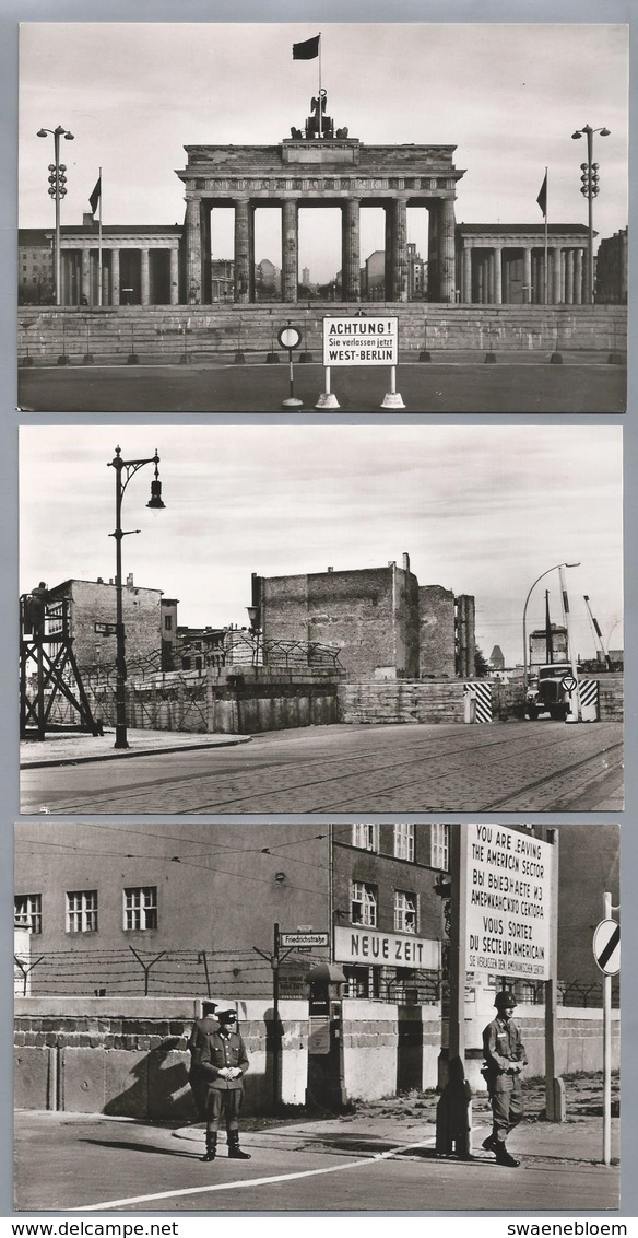 DE. BERLIJN. BERLIN ZERRISSEN DURCH MAUER UND STACHELDRAHT. 12 ECHTE PHOTOGRAPHIEN In Einer Illustrierten Tasche. 1975 - Oorlog, Militair