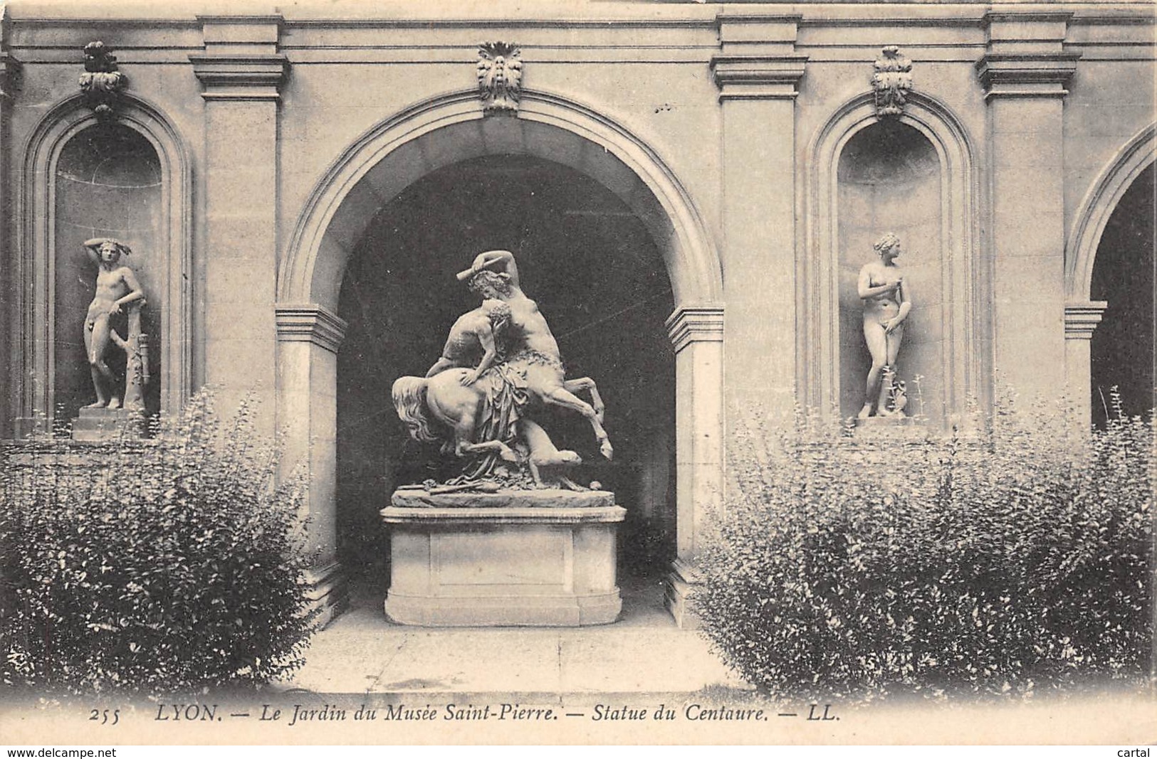 69 - LYON - Le Jardin Du Musée Saint-Pierre - Statue Du Centaure - Autres & Non Classés