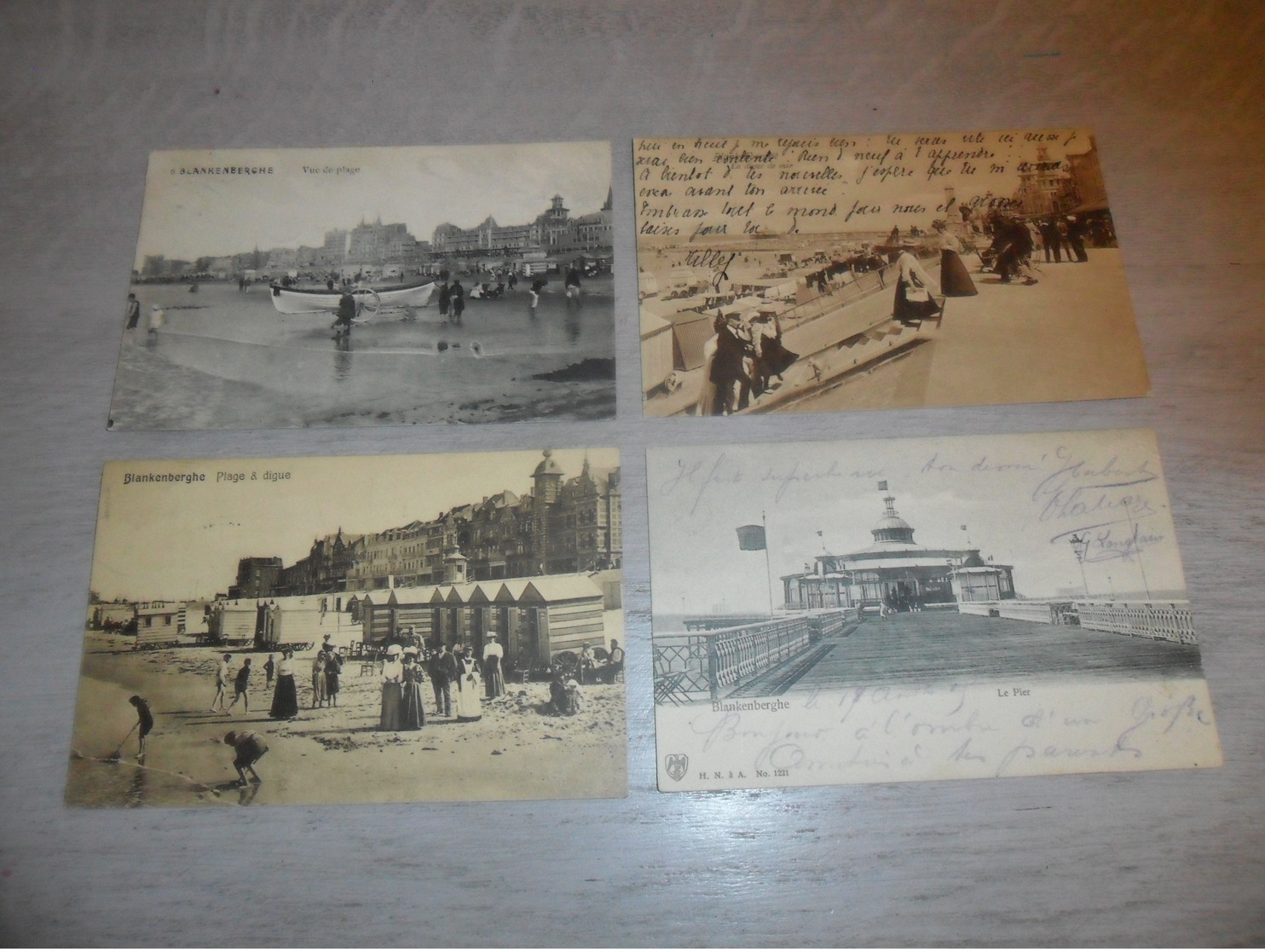 Beau lot de 60 cartes postales de Belgique  la côte  Blankenberge     Mooi lot van 60 postkaarten van België - 60 scans