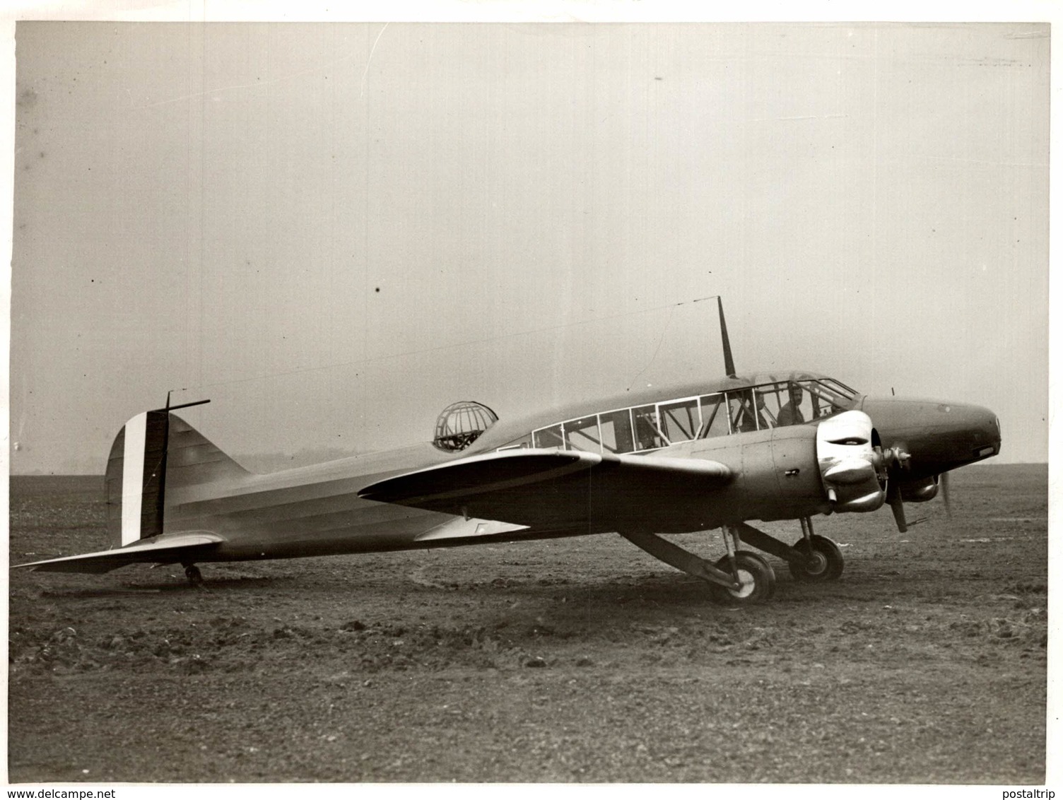 IRISH FREE STATE ARMY AIR CORPS  AVRO ANSON   21 * 16 CM  AEROPLANE - Aviación