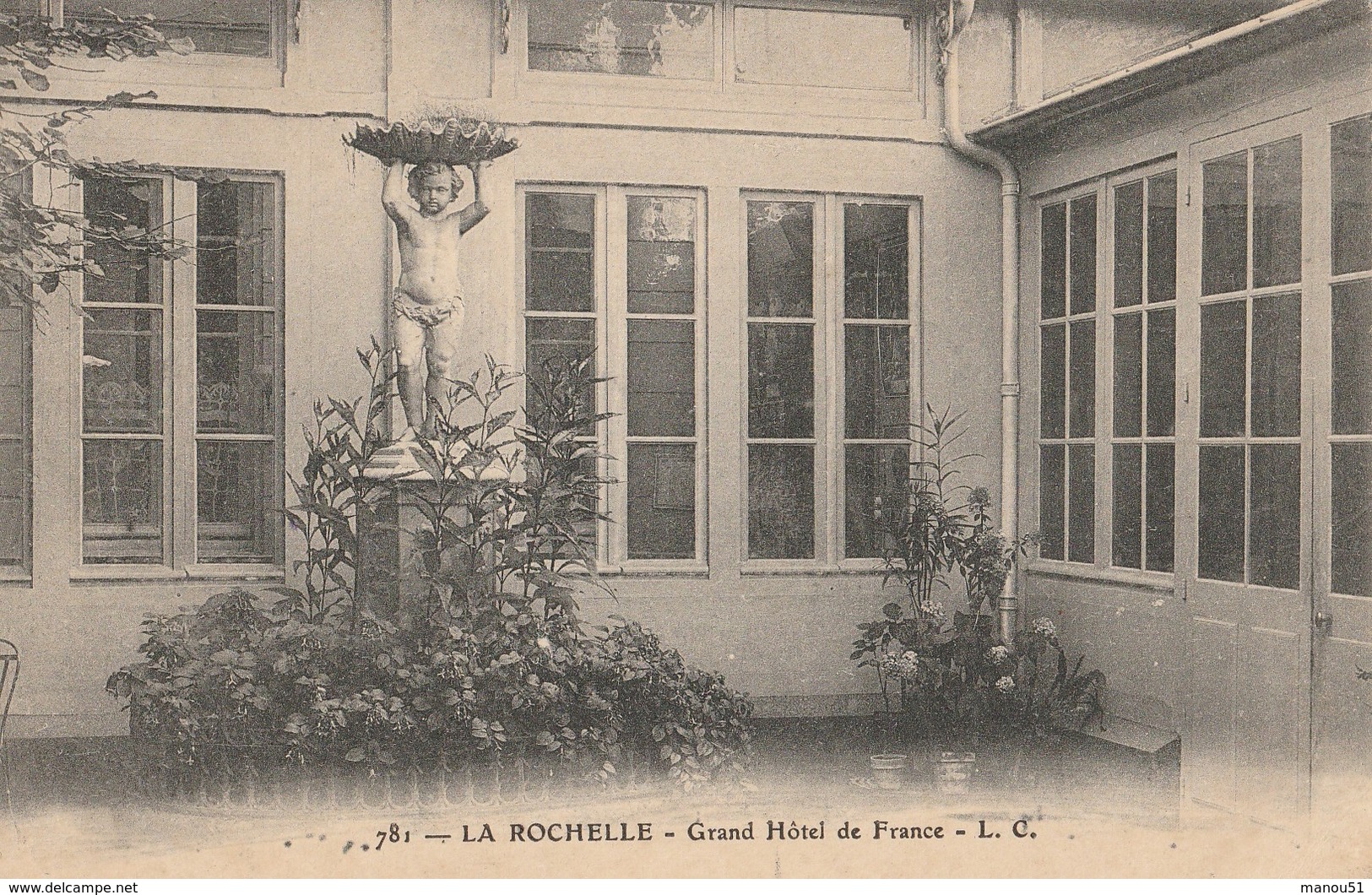 LA ROCHELLE  Grand Hôtel De France - La Rochelle