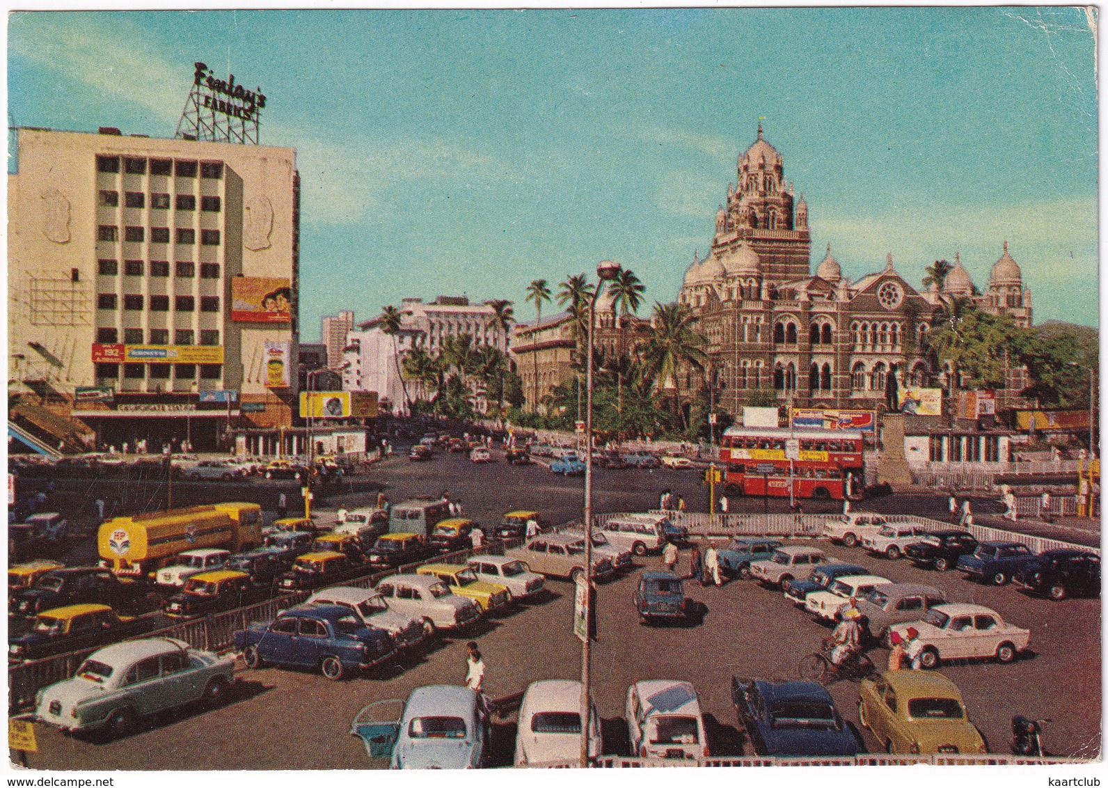 Bombay: 'HP' OIL TANKER TRUCK, AUSTIN CAMBRIDGE A55, FIAT 1100 PREMIER TAXI'S, HILLMAN SUPER MINX, DOUBLE DECK BUS - Toerisme