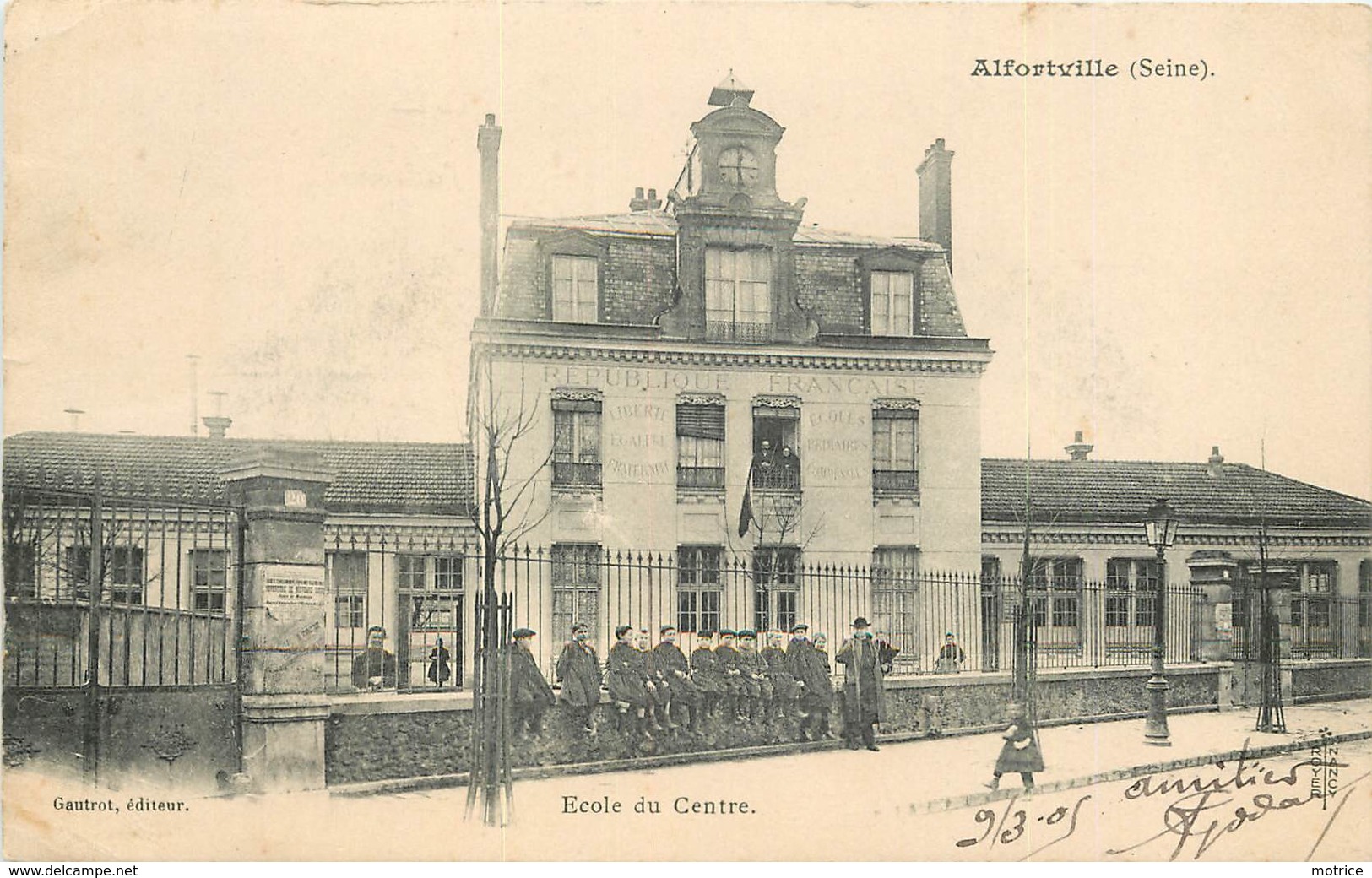 ALFORTVILLE - école Du Centre. - Alfortville