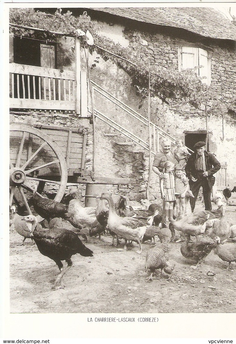 LA CHARRIERE-LASCAUX  "" FAMILLE RAVEL "" Enfants Animaux Ferme Agriculture . Photo Pierre BATILLOT . 150 Ex. - Autres & Non Classés