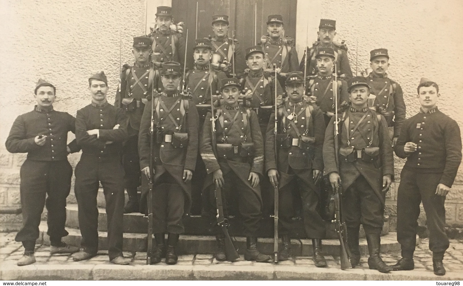 Militaria. Militaires. Soldats. 161e Régiment D'Infanterie. Baïonnette. Régiment Des Portes De Fer. - Régiments